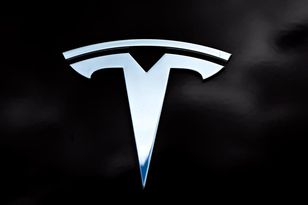 Falsas expectativas del Autopilot de Tesla causaron accidentes fatales, advierten autoridades de EE.UU. - tesla-musk-1024x683