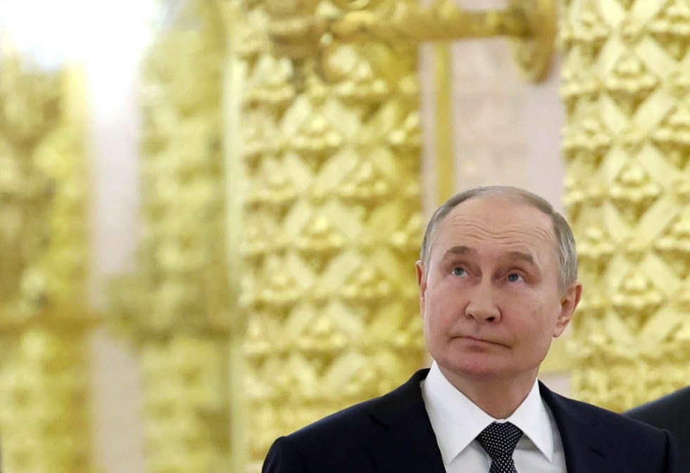 ea3162-russia-putin-development