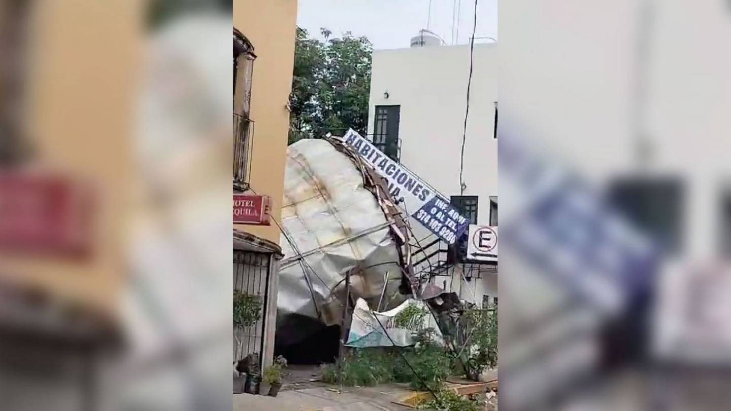 La tarde de este martes 23 de julio se registró una fuerte explosión en un alambique de la tequilera José Cuervo, en el municipio de Tequila, Jalisco.