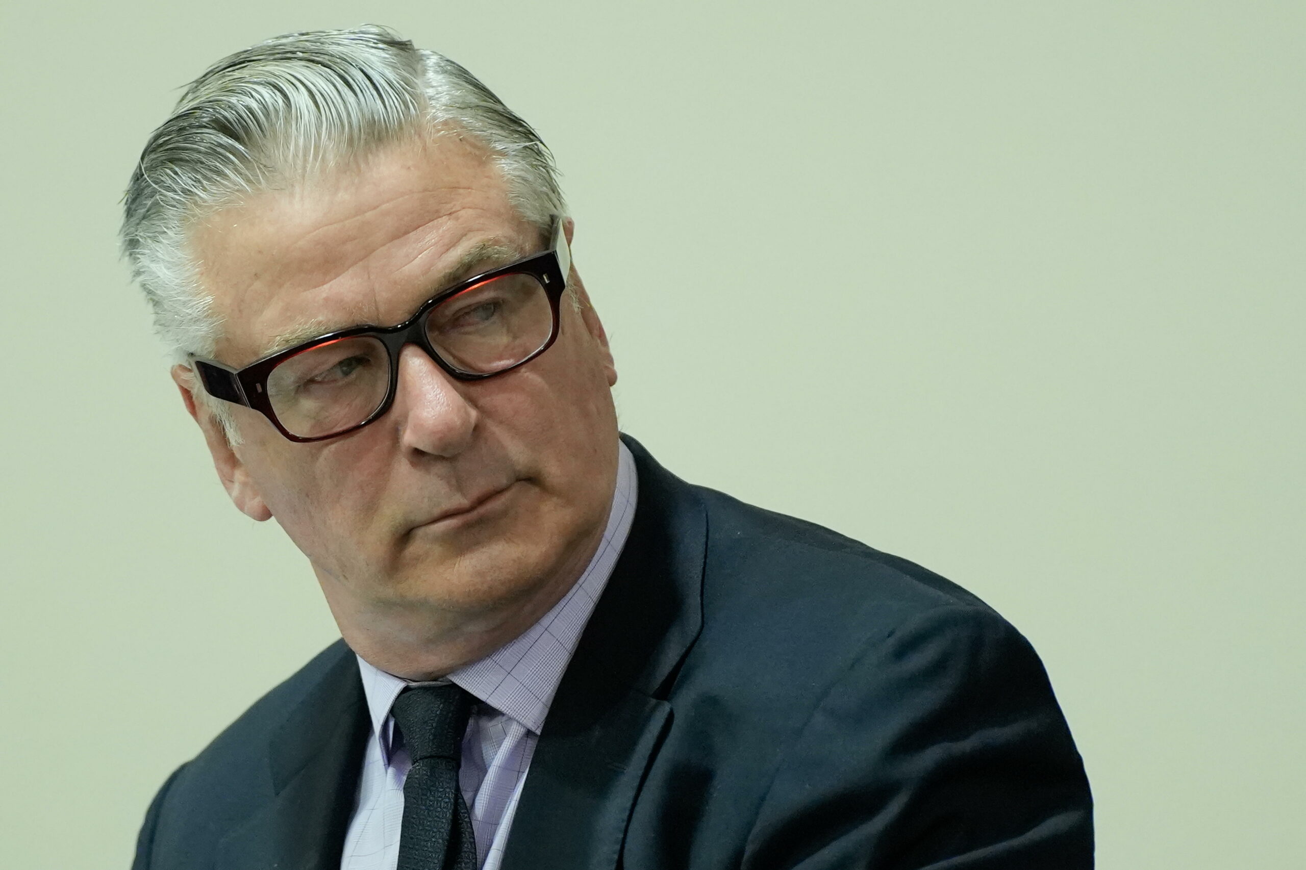 Alec Baldwin sale libre de la Corte de Santa Fe tras desestimación del caso ‘Rust’