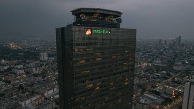 Pemex se ‘arrepiente’ y sube en 11% sus exportaciones de crudo en mayo