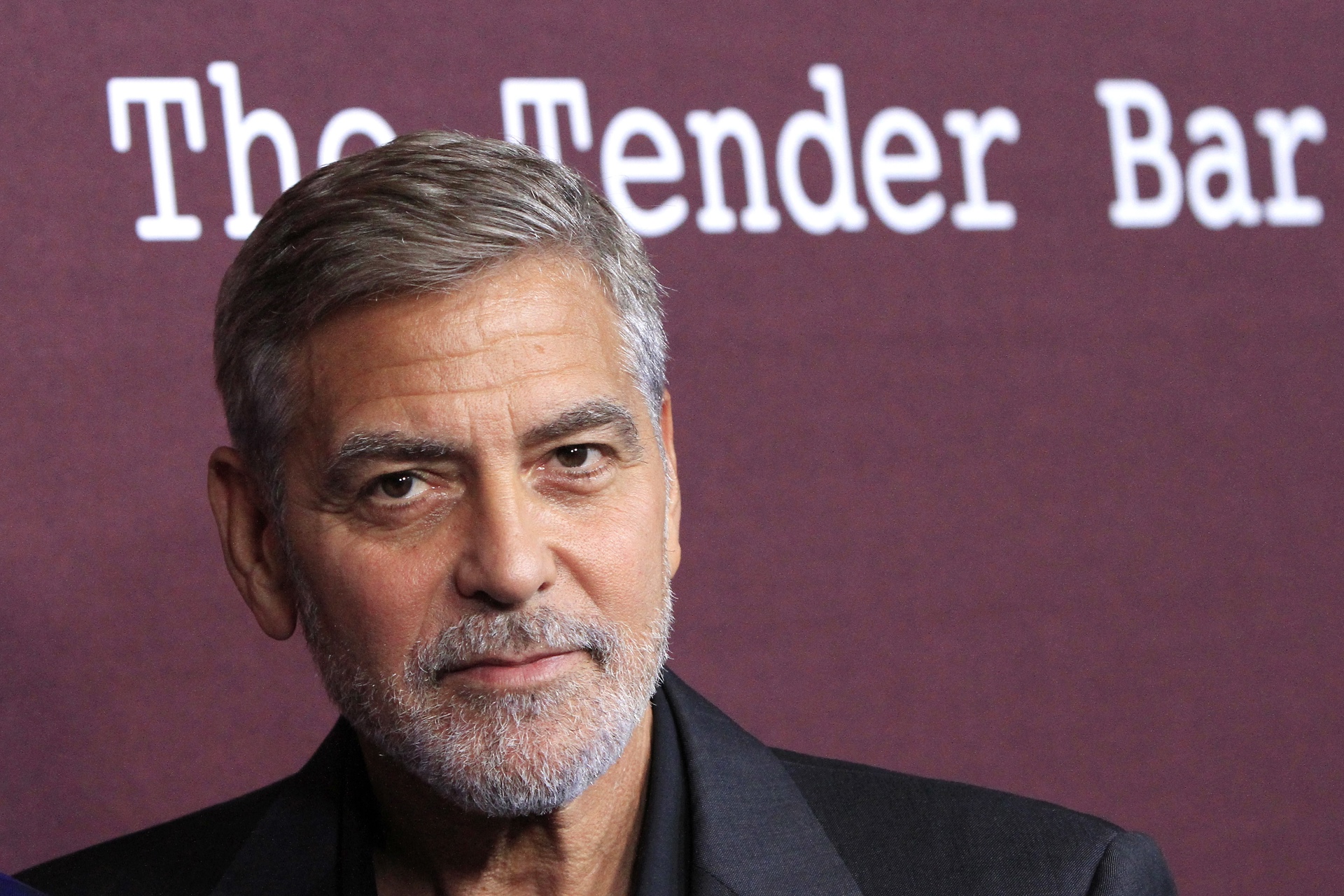 George Clooney respalda a Kamala Harris tras instar a Biden a poner fin a su campaña