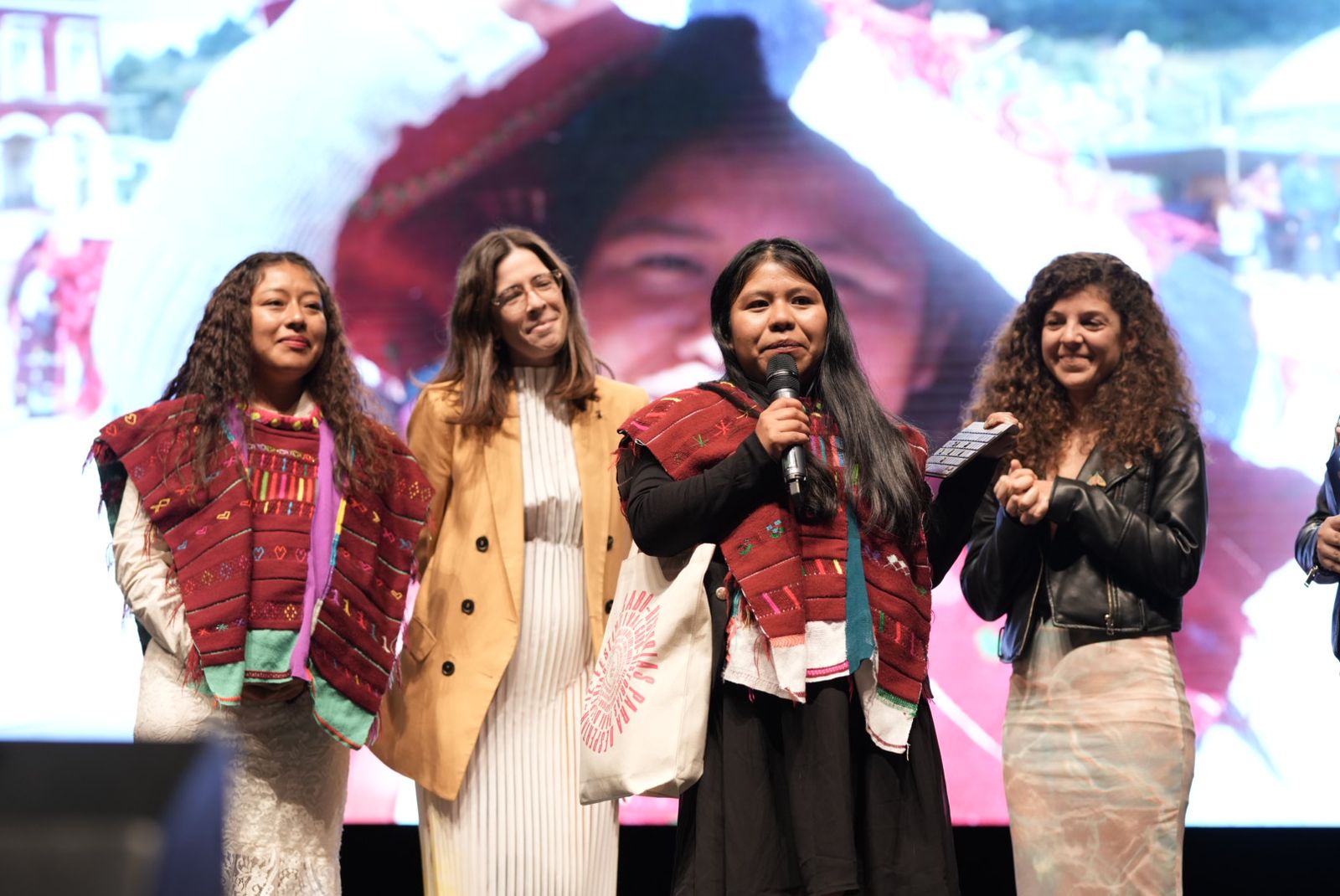 Premios Gabo reconocen historias sobre la Amazonía, indígenas, crimen y problemas sociales