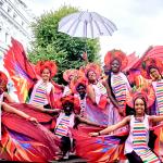 Termina el carnaval londinense de Notting Hill, marcado por violencia con apuñalamientos