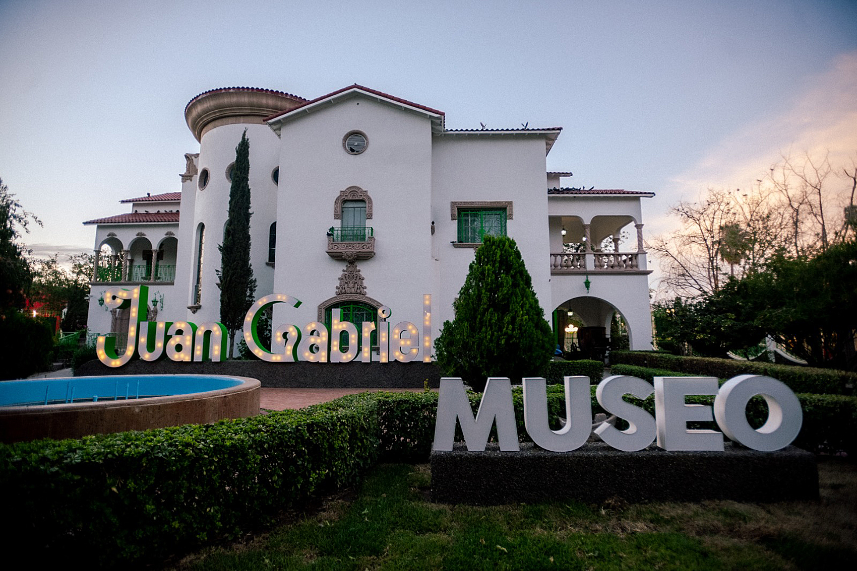 Casa de Juan Gabriel reabre como museo a ocho años de su muerte