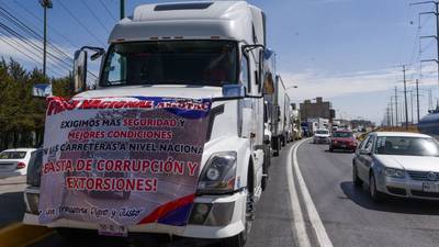 Transportistas acusan ‘venganza’ de la GN: Secuestran camiones y piden rescate de hasta 100 mil pesos