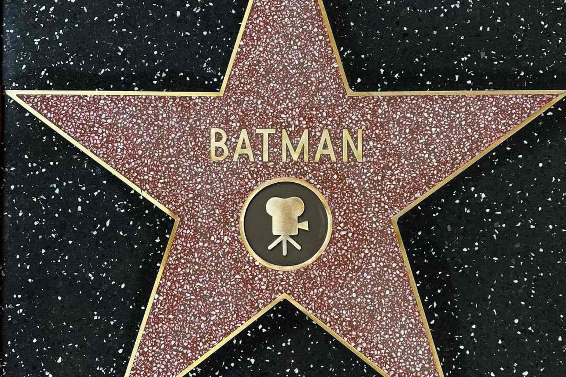 Batman se convierte en el primer superhéroe con una estrella en el Paseo de la Fama de Hollywood