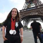 Haidee Aceves celebra en la Torre Eiffel sus dos medallas paralímpicas