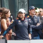 Christian Horner reitera en México que ‘Checo’ Pérez seguirá en Red Bull