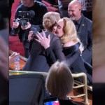 #Video Adele y Céline Dion se abrazan y lloran en un concierto en Las Vegas