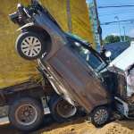 Carambola en la autopista México-Puebla deja al menos 10 lesionados