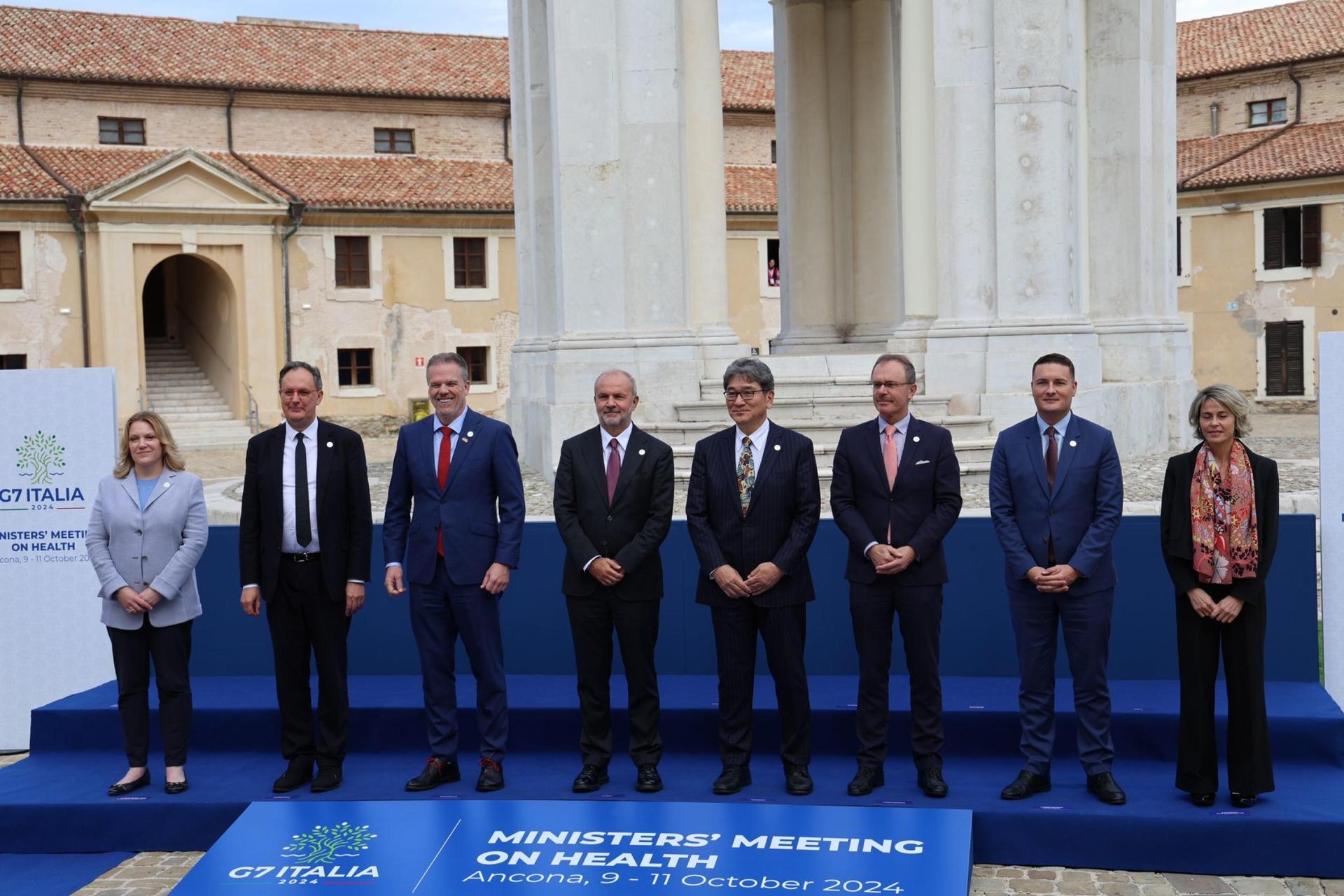 Ministros de Salud del G7 se reúnen en Italia con el reto de la IA en la mesa