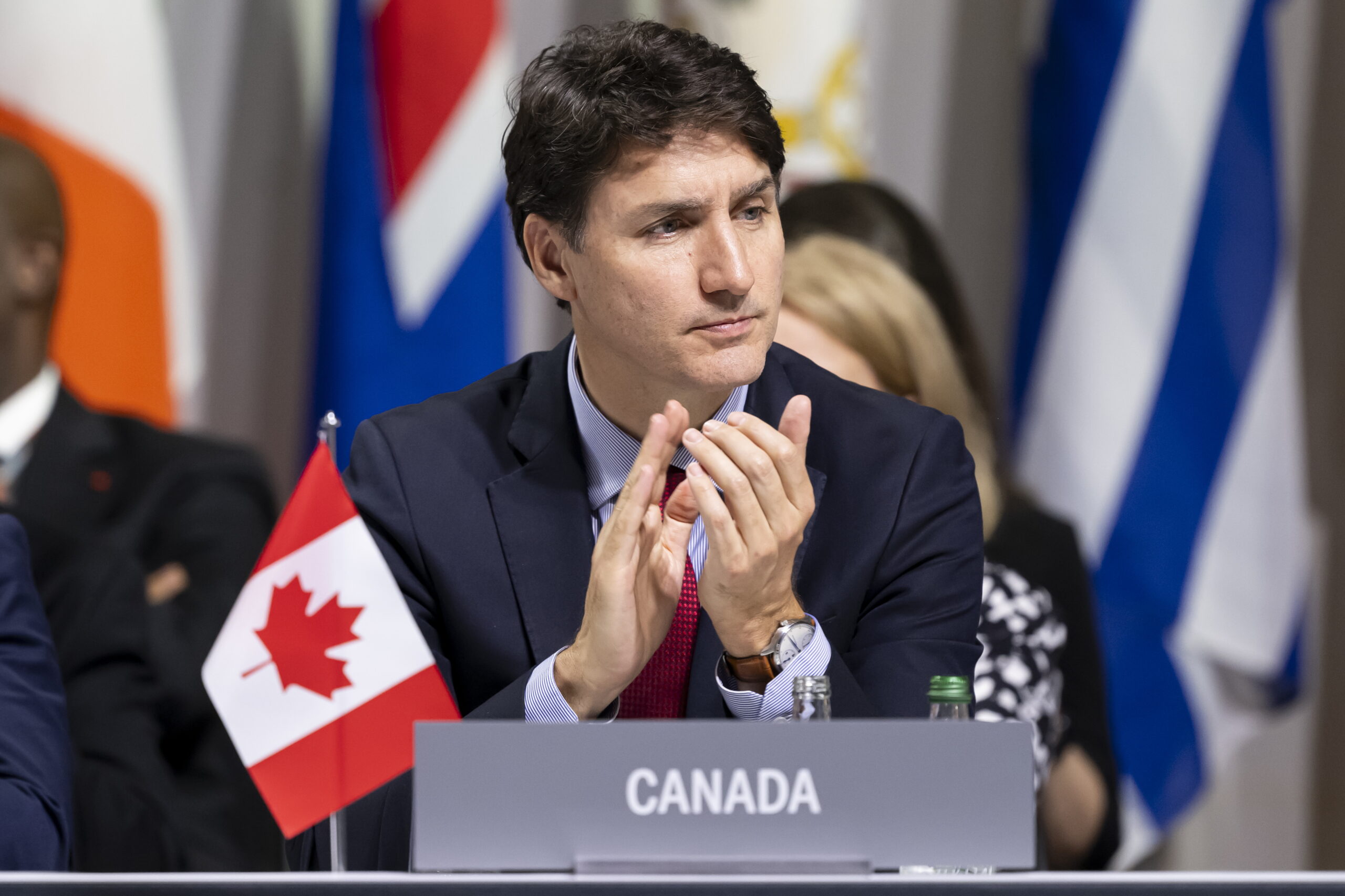 Más de 20 diputados piden que Trudeau dimita para evitar una derrota electoral