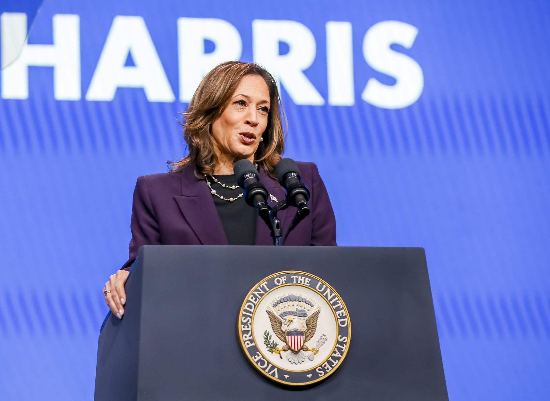 Harris hará campaña la semana próxima junto a Barack y Michelle Obama en estados clave