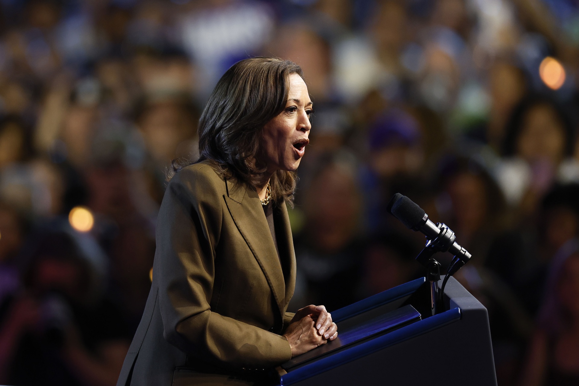 Kamala Harris felicita a Sheinbaum por su investidura