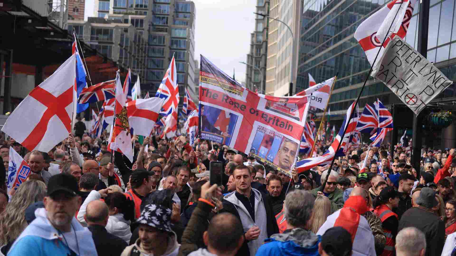 Manifestantes protestan en Londres contra la “tiranía” del primer ministro