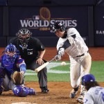 Volpe y Torres mantienen con vida a los Yankees en la Serie Mundial