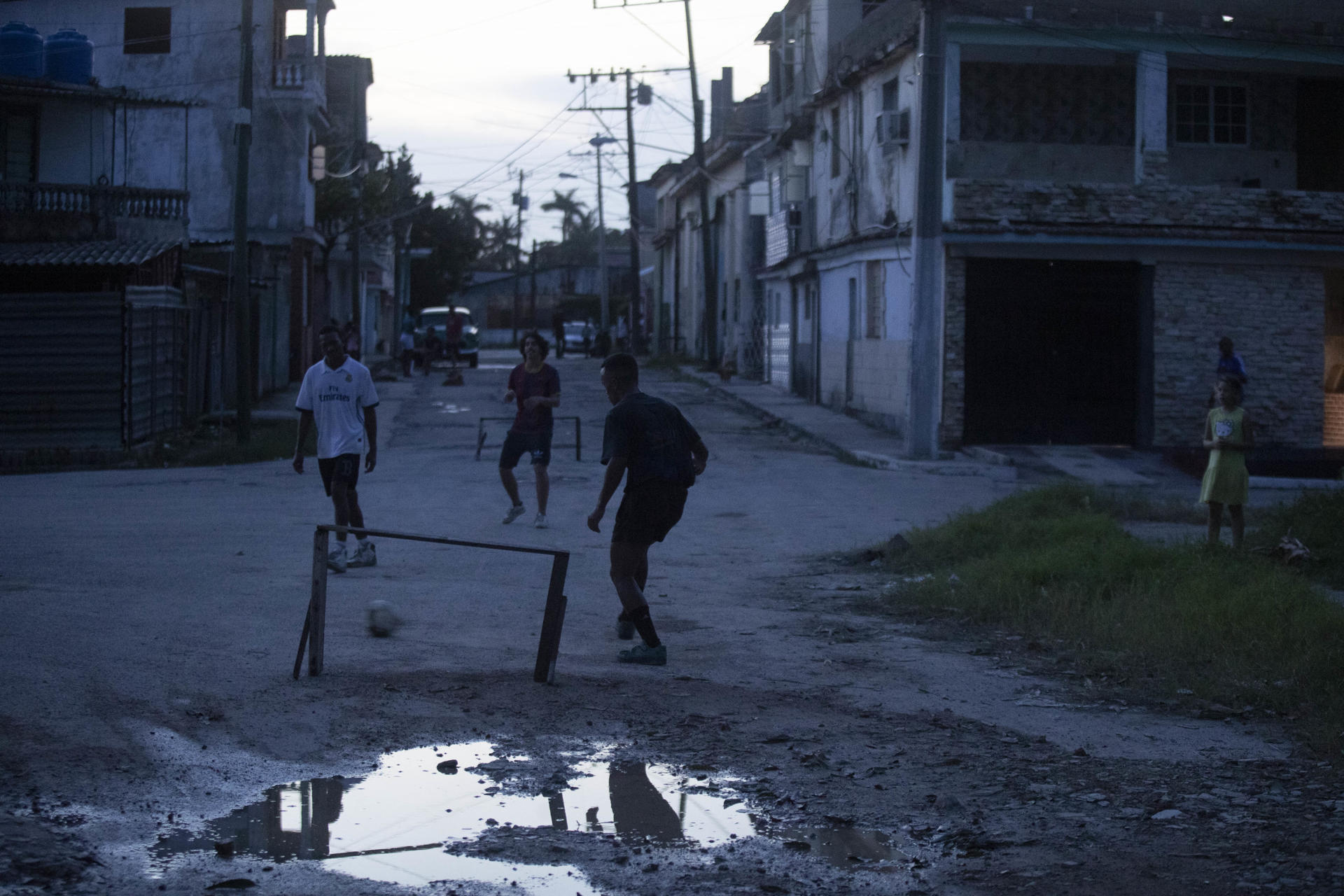 Cerca de la mitad de Cuba sufrirá apagones este sábado