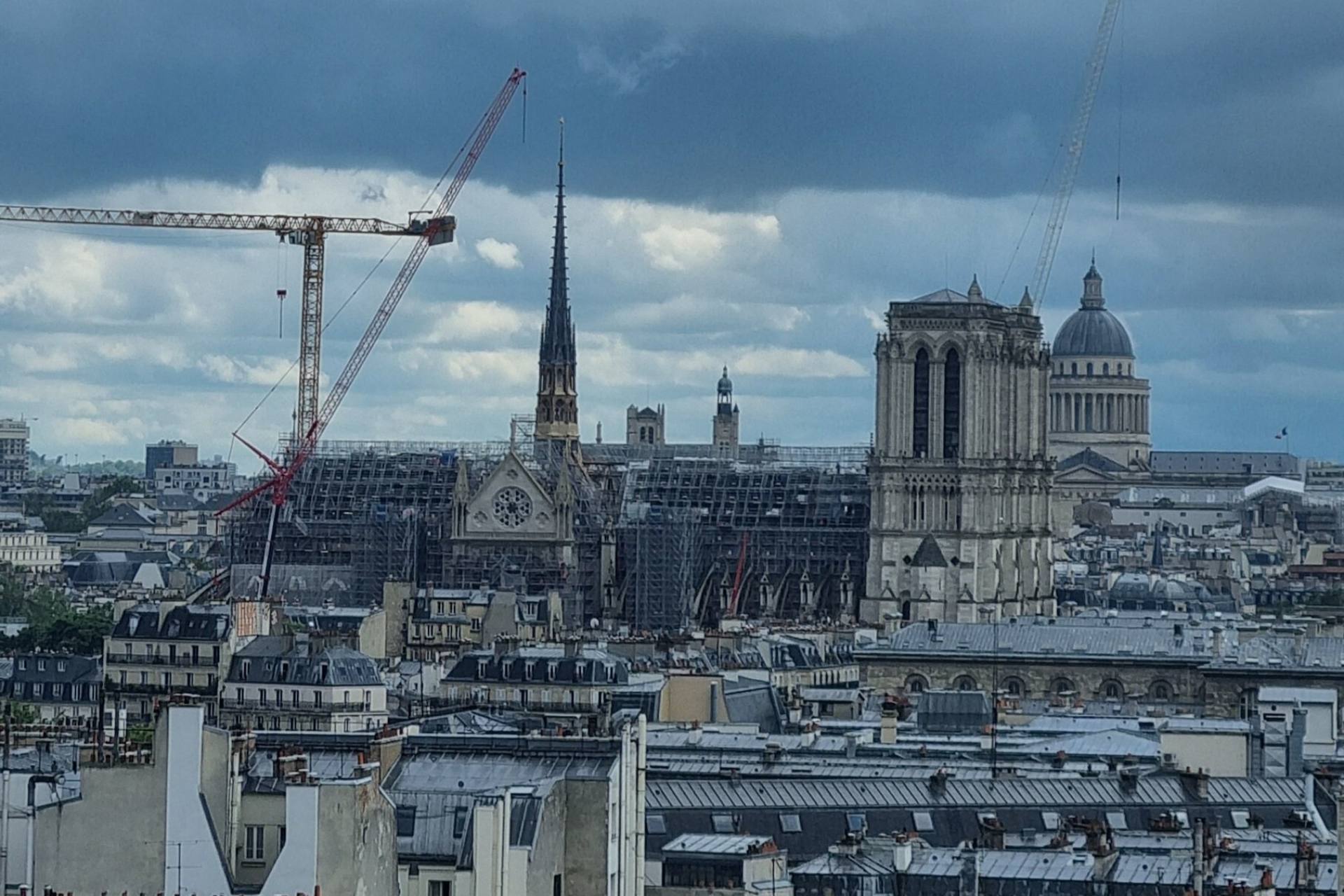 Catedral de Notre Dame, en París, reabrirá con ceremonia oficial y una misa en diciembre