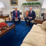 Trump se reúne con Biden para iniciar transición de gobierno