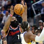 James Harden se convierte en el segundo máximo triplista de la historia de la NBA