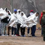 Trump planea grandes centros de detención para migrantes previo a su expulsión