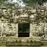 Vestigios de palacios estilo río Bec coronan sitio arqueológico descubierto en Campeche