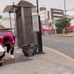 #Video Captan a taqueros en Monterrey recogiendo carne del suelo