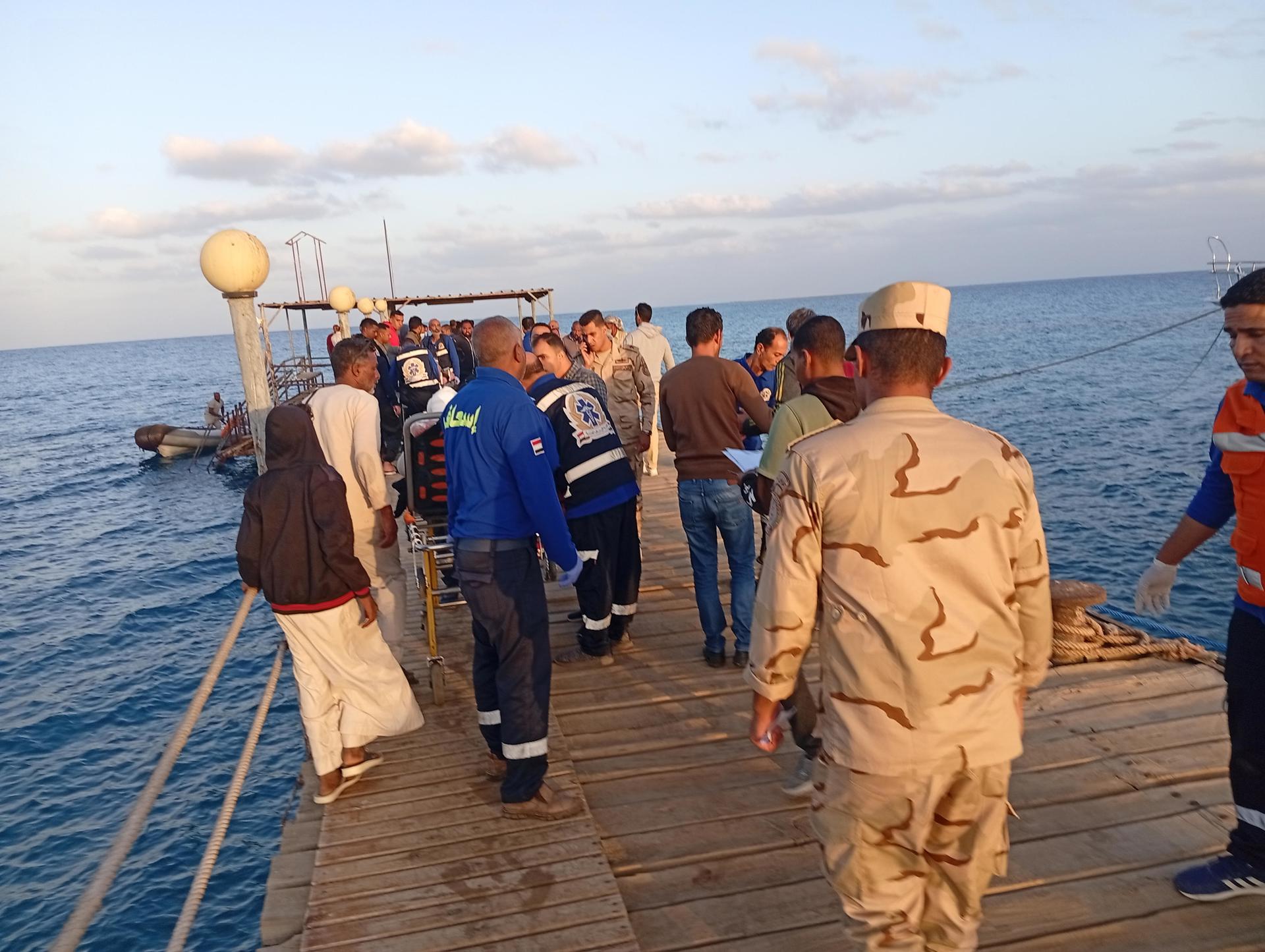 Sobreviviente de naufragio en el Mar Rojo cuenta cómo sobrevivió 36 horas bajo el agua