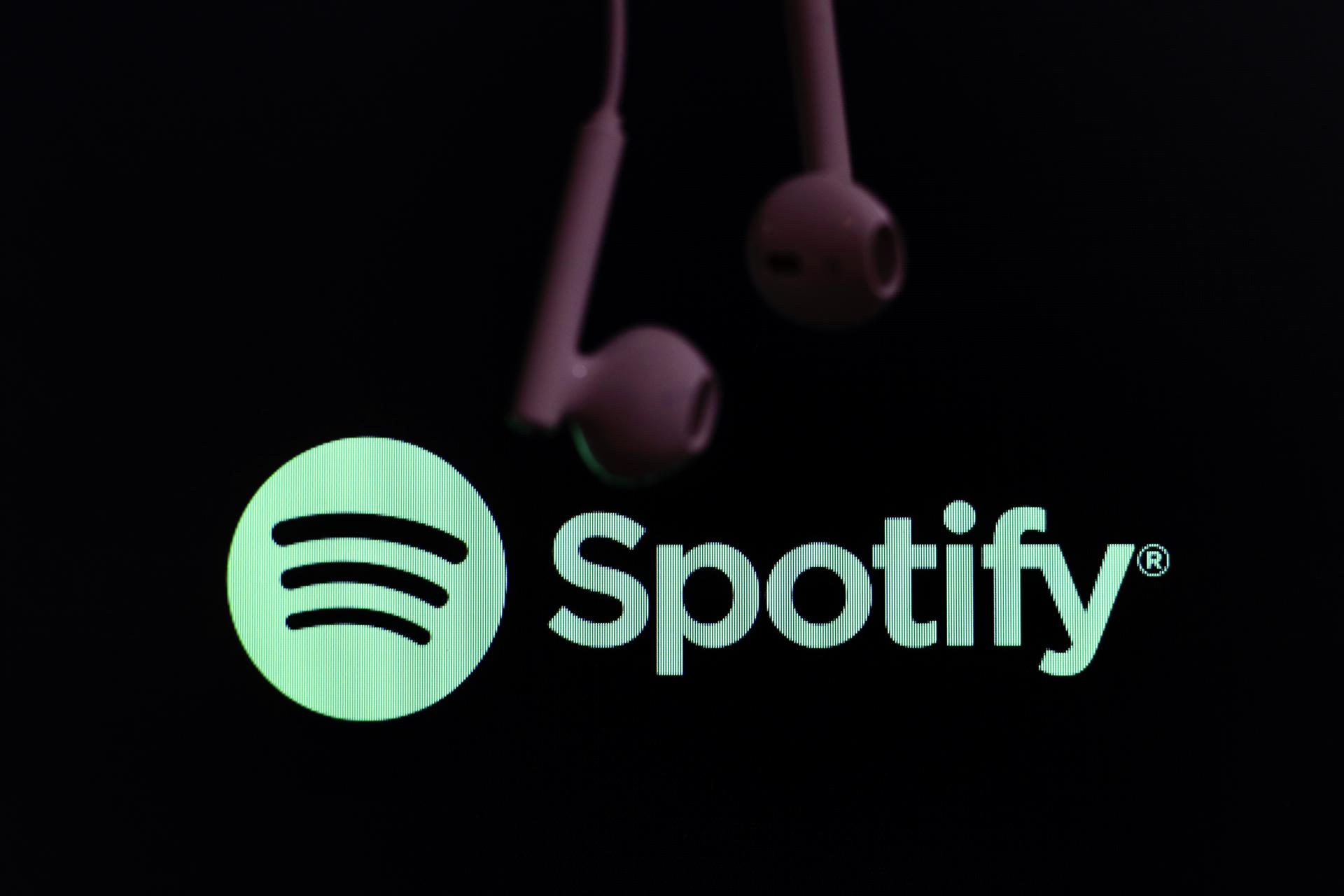 Spotify pagó 10 mil mdd a la industria musical en 2024