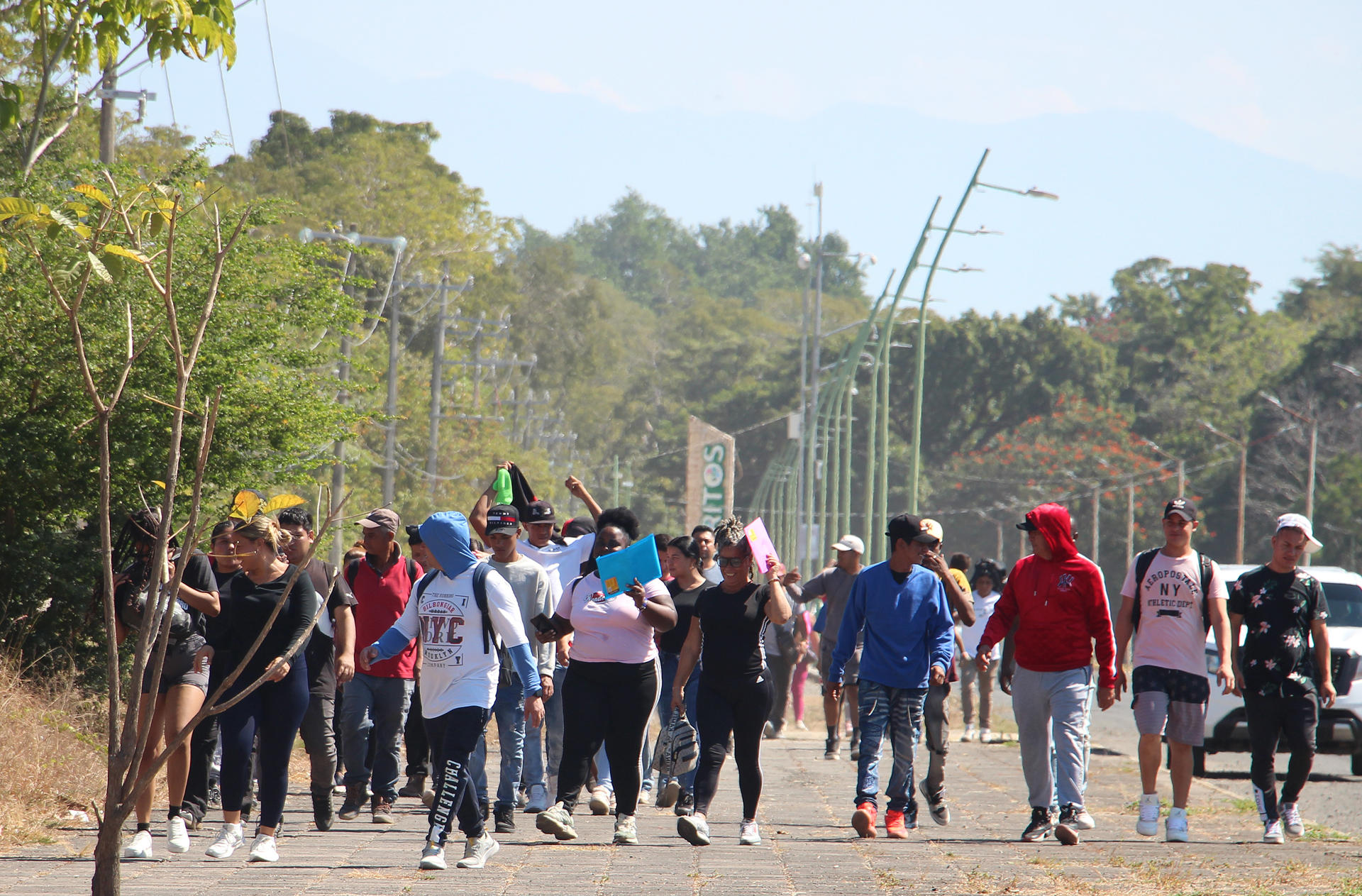 Venezolanos buscan que México los retorne en vuelos tras las restricciones de Trump