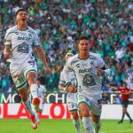 El mundialista colombiano James Rodríguez, en el equipo ideal del fútbol mexicano