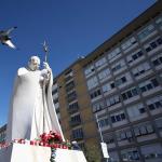 “Todavía necesito tratamiento para mi bronquitis”, dice papa Francisco