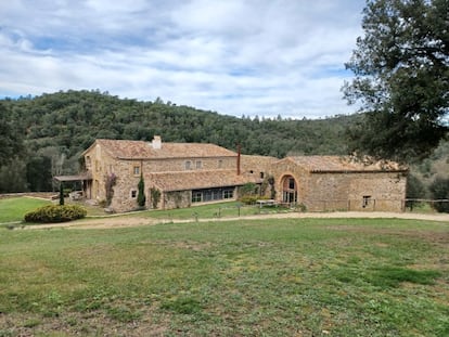 Masía en una finca de 25 hectáreas en el Baix Empordà.