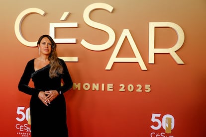 Karla Sofía Gascón, en la alfombra roja de los César 2025.