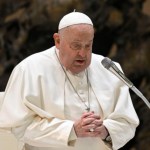 Papa Francisco no lee la catequesis de la audiencia por “fuerte resfriado”