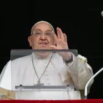 Papa Francisco presenta “una ligera mejoría” en su sexto día de hospitalización