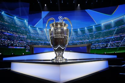 Sorteo de octavos de la Champions League.