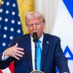 Comunidad internacional rechaza idea de Trump de echar de Gaza a sus habitantes