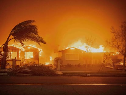 Una imagen del incendio 'Eaton', el miércoles 8 de enero de 2025 en Altadena, California.