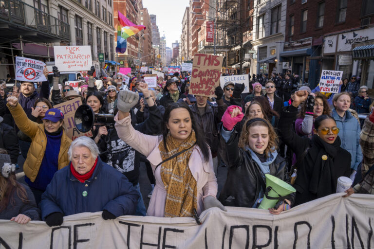 8m-dia-mujer-nueva-york-eeuu-trump