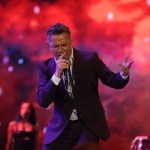 Alejandro Sanz emociona al público en el Carnaval Mazatlán 2025