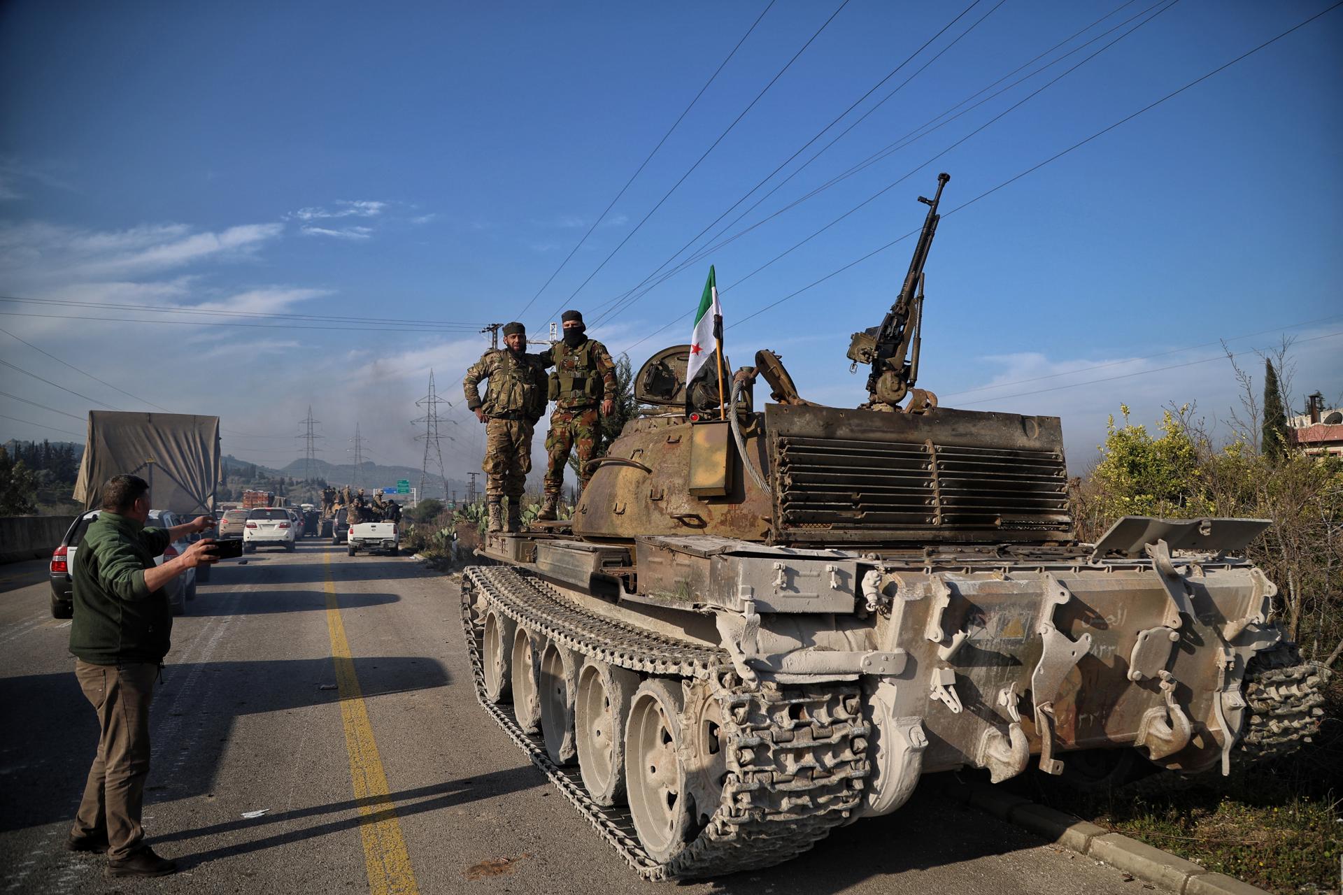 La mayor ola de violencia en Siria desde la caída de Al Asad deja 237 muertos en dos días