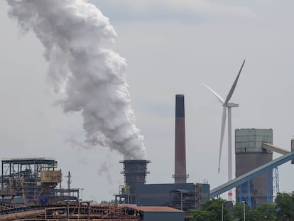 Una turbina eólica en Gante (Bélgica).