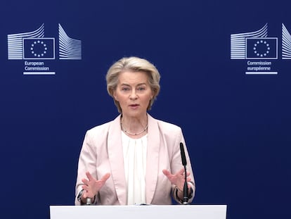 La presidenta de la Comisión Europea, Ursula von der Leyen, este lunes en Bruselas.