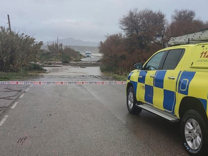 Dispositivo de rescate para buscar al hombre desaparecido en Lorca (Murcia).