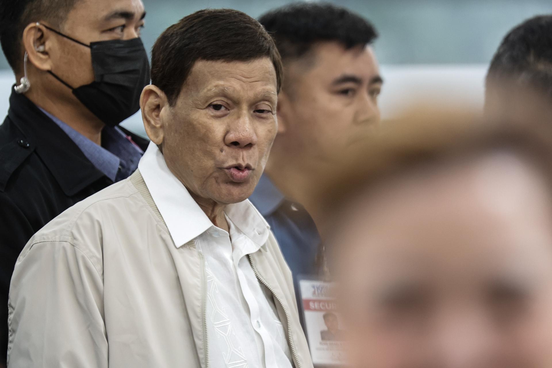 Filipinas envía a Rodrigo Duterte a La Haya tras detenerlo por crímenes de lesa humanidad