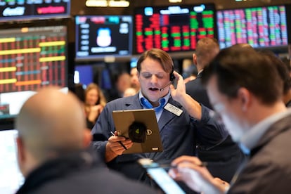 Operadores en la Bolsa de Nueva York.