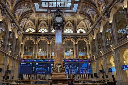 Patio de operaciones de la Bolsa de Madrid.