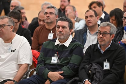 David Marjaliza, en el centro, en una de las primeras sesiones del juicio celebrado en la Audiencia Nacional, el pasado abril.